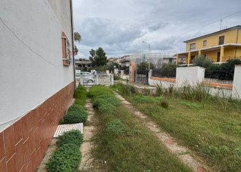 Giardino - Casa semi indipendente Via Pietro de Franco
 
134, Villapiana - foto 5