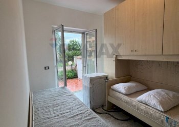Camera / camera da letto - Casa semi indipendente Via Pietro de Franco
 
134, Villapiana - foto 13