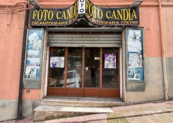 Edificio all\'aperto - Locale Commerciale via ospizio
 
123-125, Corigliano-Rossano - foto 4