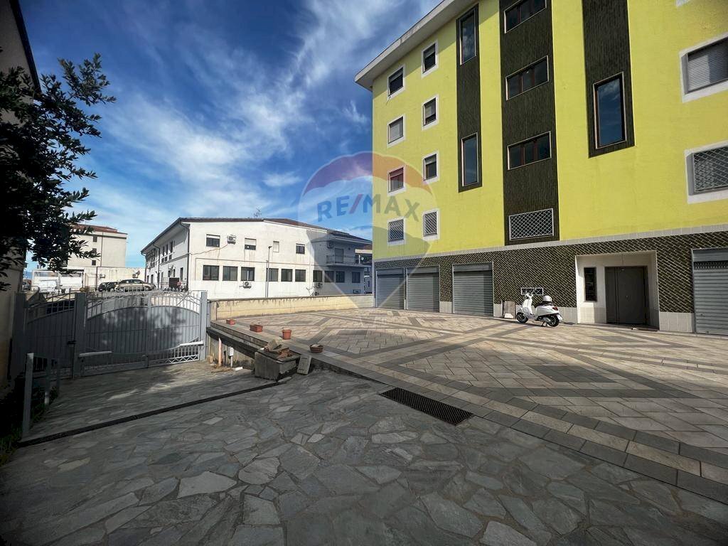 Edificio all\'aperto - Villa Bifamiliare VIA ALCIDE DE GASPERI SNC, Corigliano-Rossano - foto 2