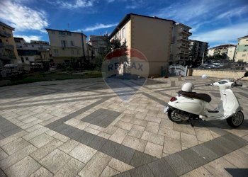 Edificio all\'aperto - Villa Bifamiliare VIA ALCIDE DE GASPERI SNC, Corigliano-Rossano - foto 16