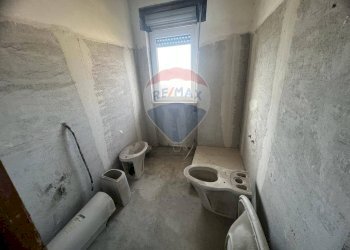 Bagno - Villa Bifamiliare VIA ALCIDE DE GASPERI SNC, Corigliano-Rossano - foto 28