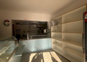 Terrazza - Attività Commerciale viale salerno
 
44, Corigliano-Rossano - foto 4