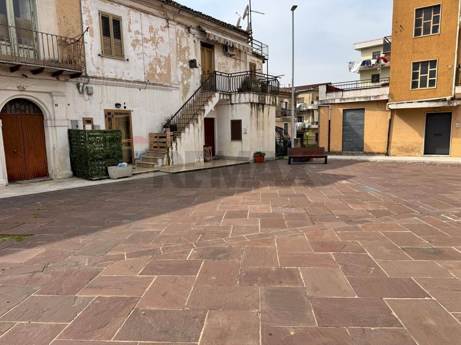 Edificio all\'aperto - Trilocale Corigliano-Rossano - foto 1