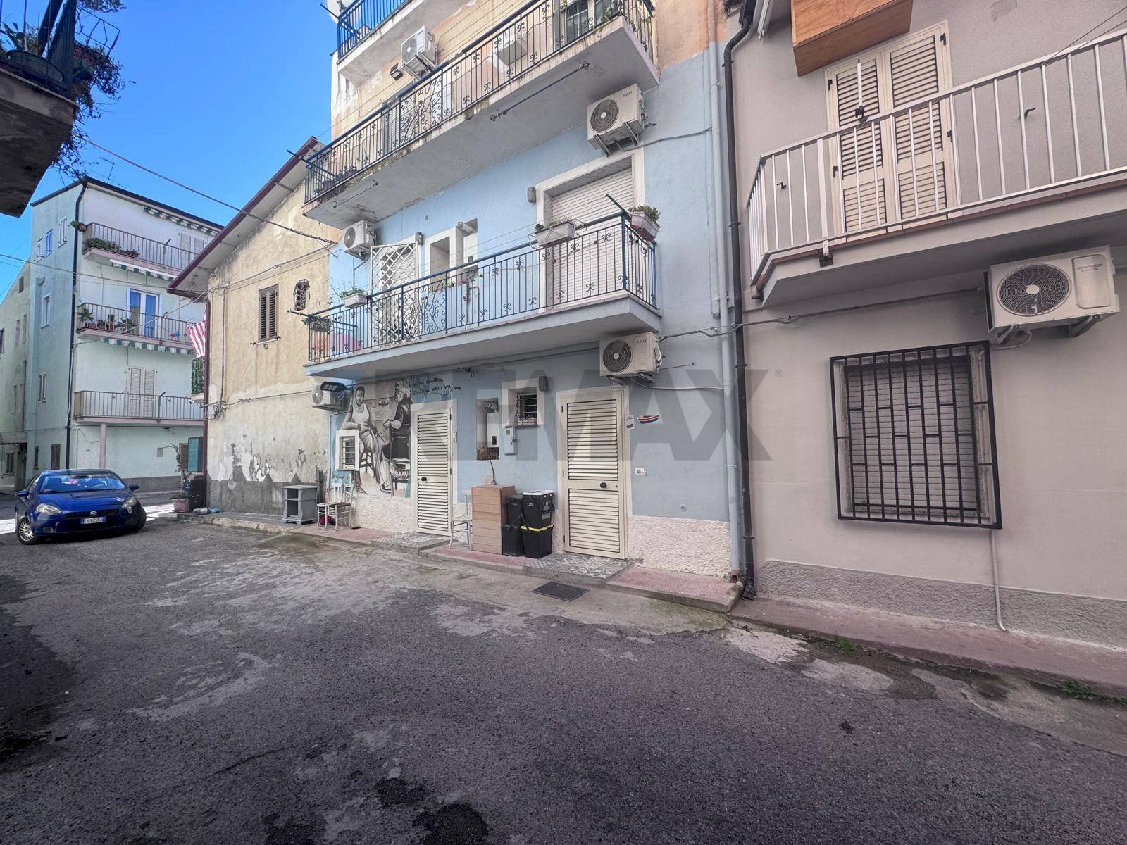 Edificio all\'aperto - Trilocale via alassio
 
9, Corigliano-Rossano - foto 1