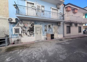 Edificio all\'aperto - Trilocale via alassio
 
9, Corigliano-Rossano - foto 2