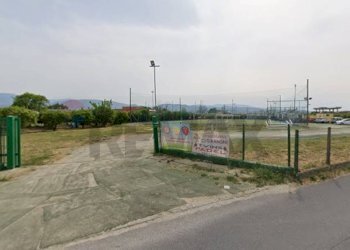 Edificio all\'aperto - Attività Commerciale Via Barletta
 
130, Corigliano-Rossano - foto 1