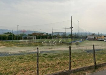 Edificio all\'aperto - Attività Commerciale Via Barletta
 
130, Corigliano-Rossano - foto 2