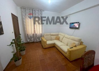 Soggiorno - Casa indipendente Via Monte Bianco
 
19, Corigliano-Rossano - foto 7