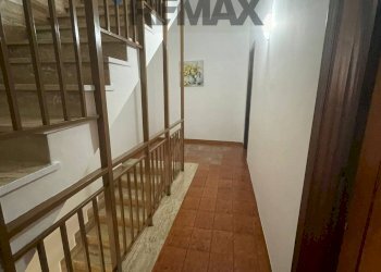 Hall / corridoio - Casa indipendente Via Monte Bianco
 
19, Corigliano-Rossano - foto 9