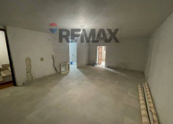 Stanza vuota - Casa indipendente Via Monte Bianco
 
19, Corigliano-Rossano - foto 18