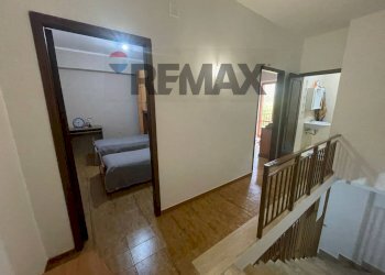 Hall / corridoio - Casa indipendente Via Monte Bianco
 
19, Corigliano-Rossano - foto 19