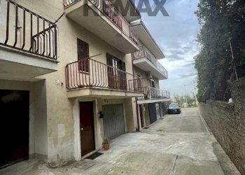 Edificio all\'aperto - Casa indipendente Via Monte Bianco
19, Corigliano-Rossano - foto 25