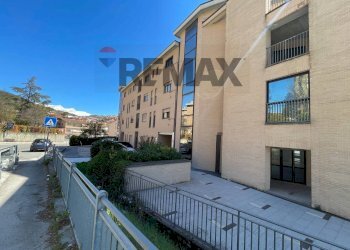 Edificio all\'aperto - Trilocale Via A. Colagrande, L'Aquila - foto 1