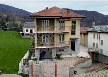 Foto 5 - Casa semi indipendente via santuario
 
4, Giaveno - foto 5