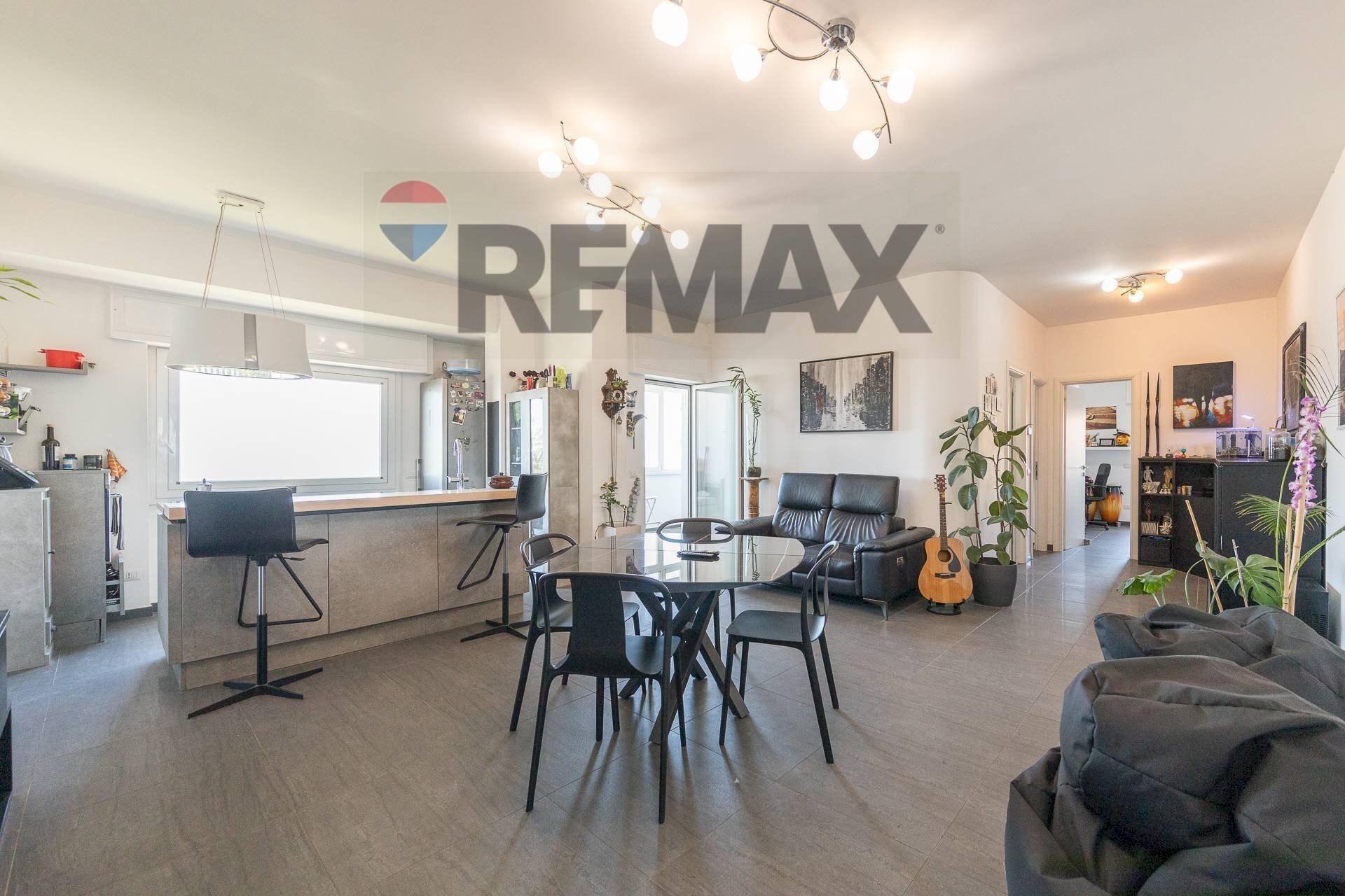 Sala da pranzo - Trilocale Via Torralba, Fiumicino - foto 1