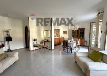 Sala da pranzo - Appartamento Via Filippo Paruta
 
10/F, Palermo - foto 2