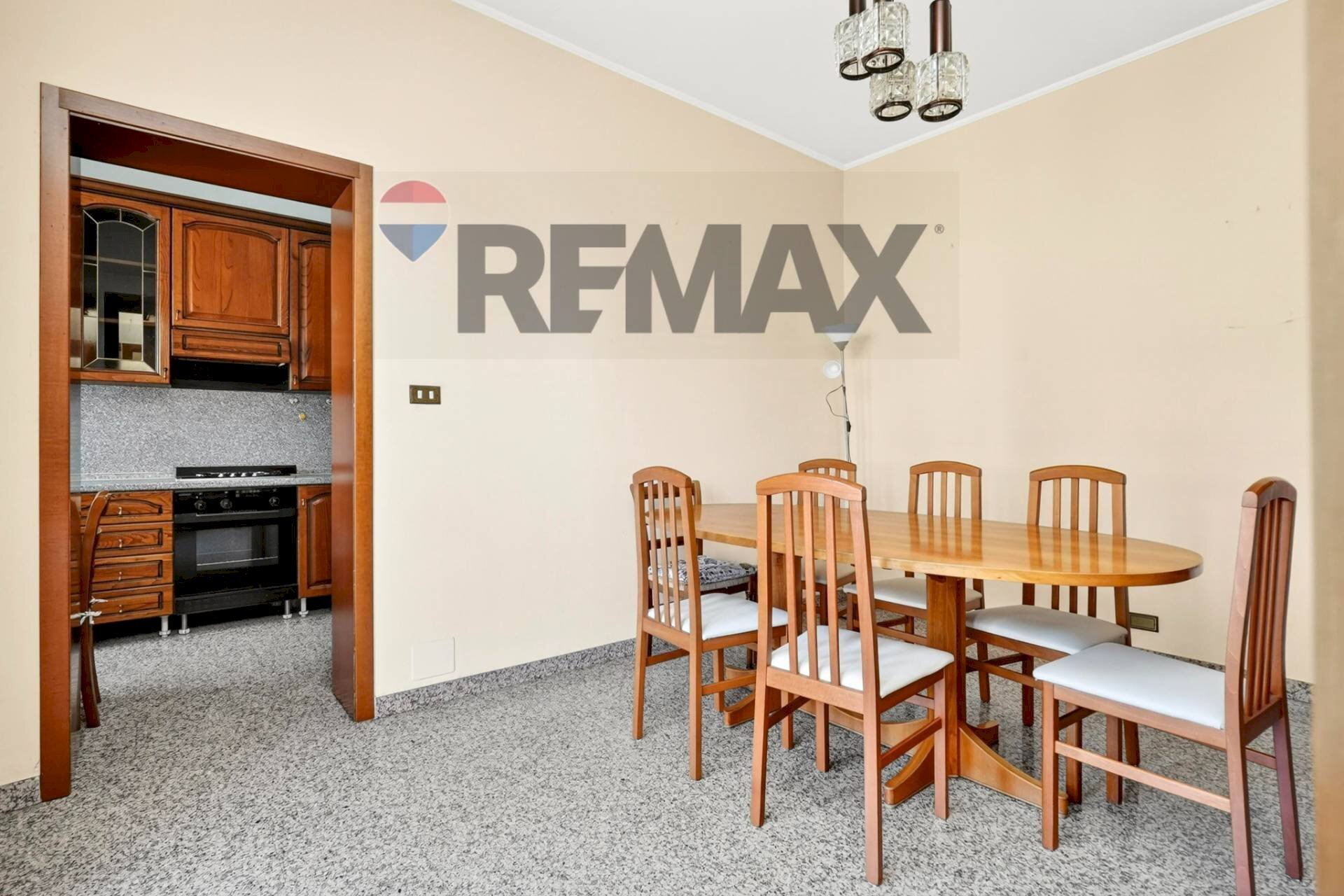 Sala da pranzo - Trilocale VIA IV NOVEMBRE
 
766, Caronno Pertusella - foto 2