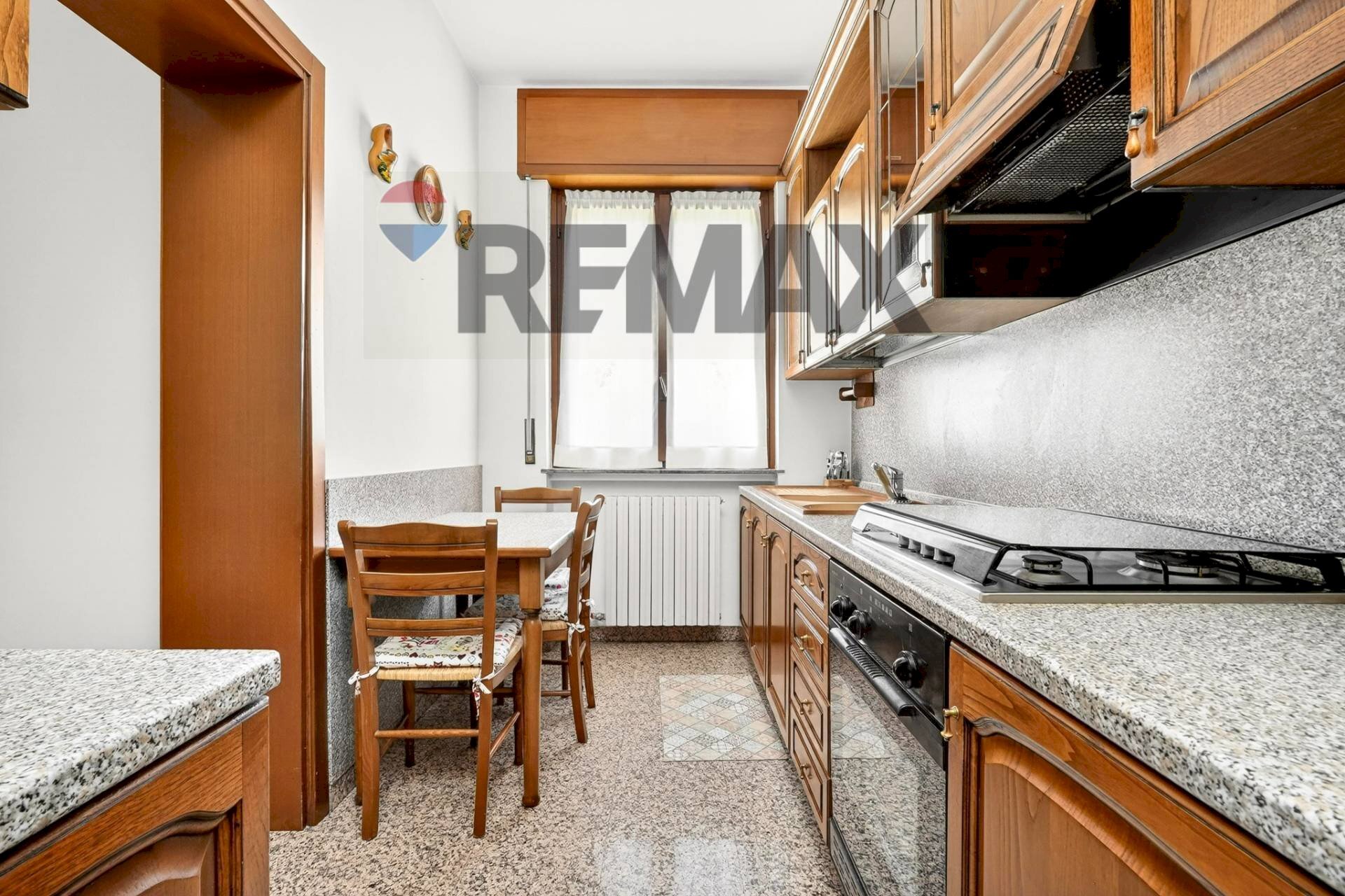 Cucina - Trilocale VIA IV NOVEMBRE
 
766, Caronno Pertusella - foto 3