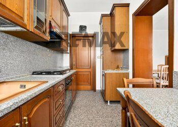 Cucina - Trilocale VIA IV NOVEMBRE
 
766, Caronno Pertusella - foto 4