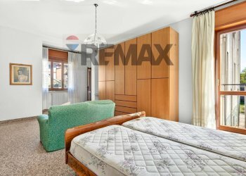 Camera / camera da letto - Trilocale VIA IV NOVEMBRE
 
766, Caronno Pertusella - foto 10