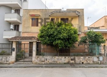 Casa all\'aperto - Casa semi indipendente Via San Pietro in Lama
 
94, Lequile - foto 1