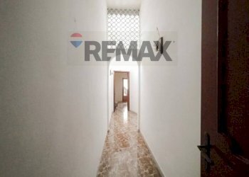 Hall / corridoio - Casa semi indipendente Via San Pietro in Lama
 
94, Lequile - foto 14