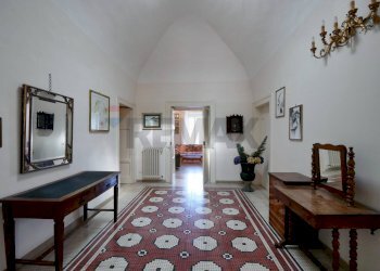 Hall / corridoio - Appartamento Bari - foto 4