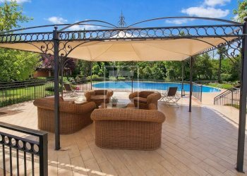 Foto 1 - Villa a Schiera via lucone
 
5, Polpenazze del Garda - foto 1