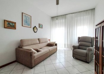 Salone - Appartamento via Aquileia, 77, Baranzate - foto 5