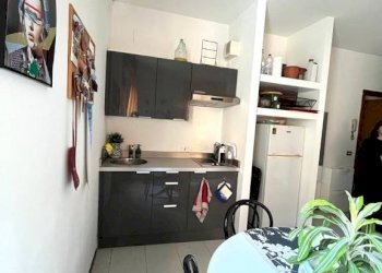 Cucina - Bilocale via Martinengo Cesaresco, Brescia - foto 8