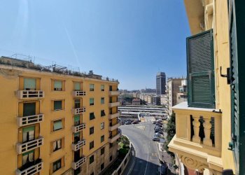 Vista - Quadrilocale corso Monte Grappa, 10, Genova (zona San Fruttuoso) - foto 1