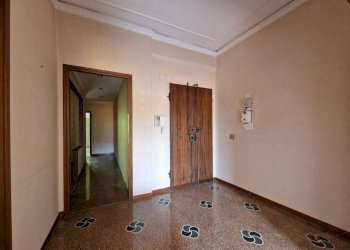 Ingresso - Quadrilocale corso Monte Grappa, 10, Genova (zona San Fruttuoso) - foto 2