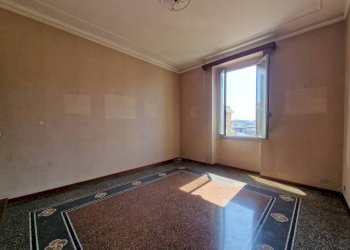 Camera da letto - Quadrilocale corso Monte Grappa, 10, Genova (zona San Fruttuoso) - foto 18