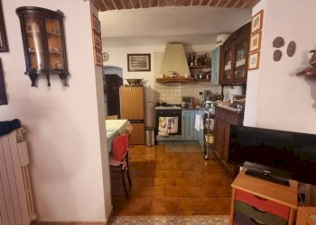 Cucina - Rustico via Valanzano, 7, Montegrosso d'Asti - foto 5