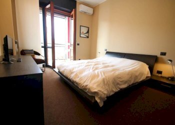 Camera da letto - Four-room apartment via Giuditta Sidoli, 11, Milano - photo 14