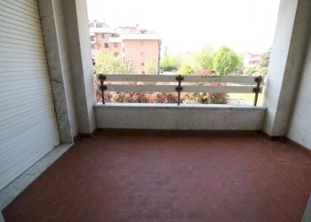 Terrazzo - Three-room apartment via Giuseppe Giusti, Rozzano - photo 12