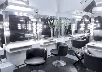 Interno non residenziale - Parrucchieri Uomo - Donna via dell'Indipendenza, Bologna (zona Irnerio) - foto 14