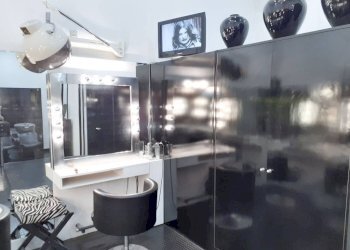 Interno non residenziale - Parrucchieri Uomo - Donna via dell'Indipendenza, Bologna (zona Irnerio) - foto 16