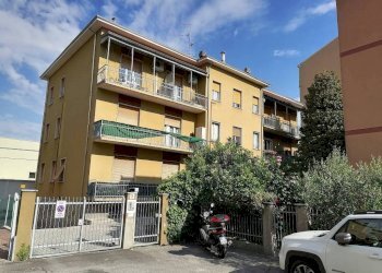 Facciata - Bilocale via Carlo Rognoni, 5, Parma (zona Pablo) - foto 1