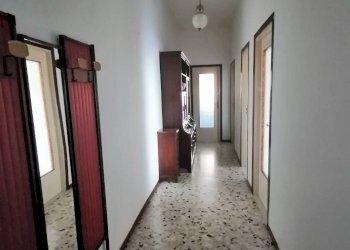 Corridoio - Bilocale via Carlo Rognoni, 5, Parma (zona Pablo) - foto 2