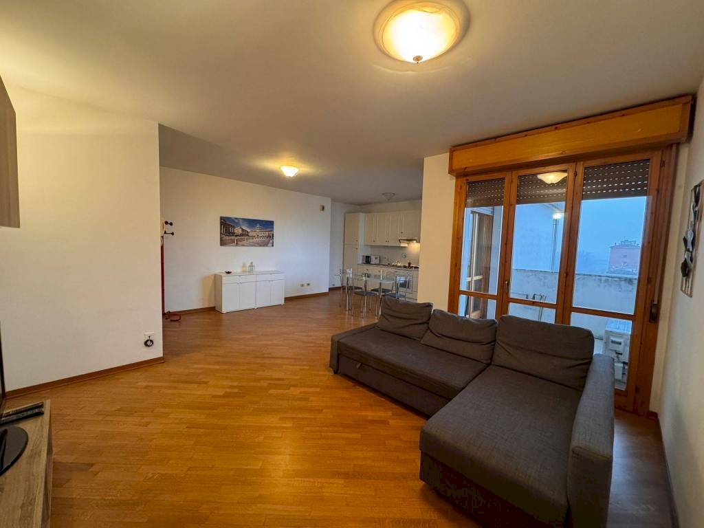 Salone - Appartamento piazza Giuseppina Strepponi, 15, Parma - foto 3