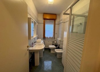 Bagno - Appartamento piazza Giuseppina Strepponi, 15, Parma - foto 5