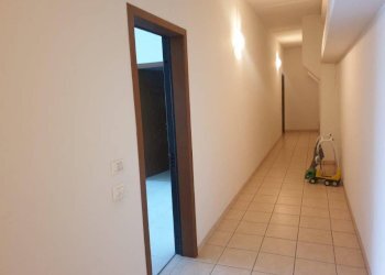 Corridoio - Ufficio via dei Muratori, 4, Parma - foto 4