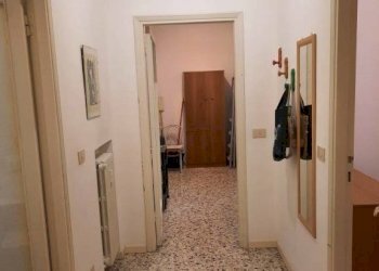 Corridoio - Appartamento Borgo Zaccagni, 3, Parma - foto 2