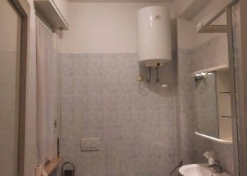 Bagno - Trilocale Borgo Zaccagni, 3, Parma - foto 8