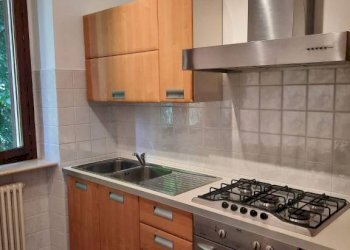 Cucina - Bilocale via Clemente Bondi, 16, Parma (zona San Lazzaro) - foto 9