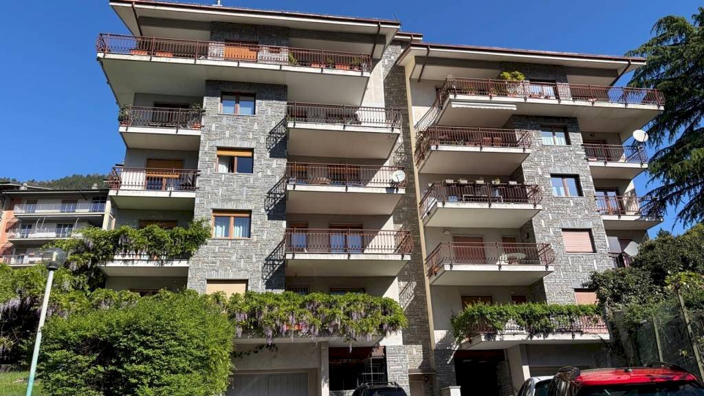 Facciata - Apartment via Parigi, Aosta - photo 3
