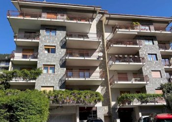 Facciata - Appartamento via Parigi, Aosta - foto 3