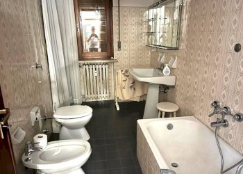 Bagno - Appartamento via Parigi, Aosta - foto 16